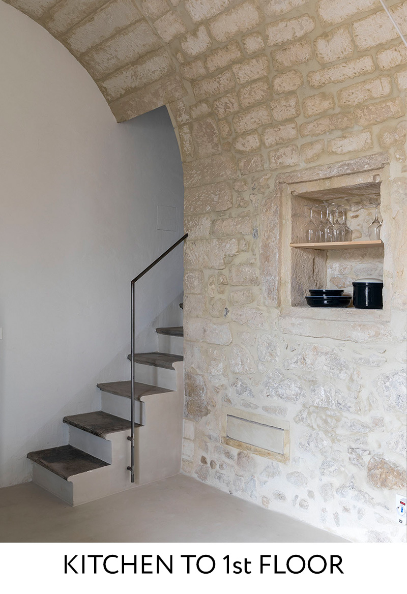 6 - Kitchen to 1st Floor